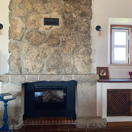 Semesterbostad Casal Serrano Charme E Tranquilidade *